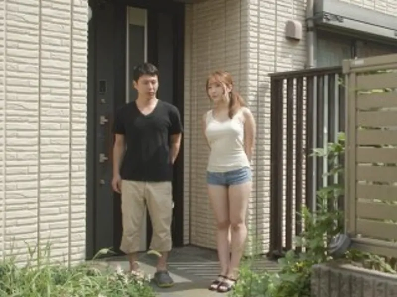 Quan hệ cô người yêu cũ thời thơ ấu